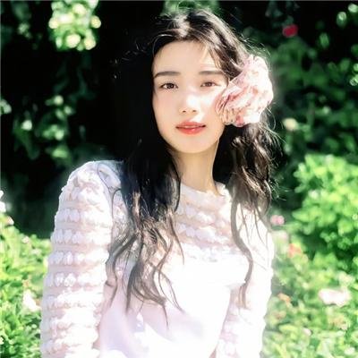 一个微笑海报