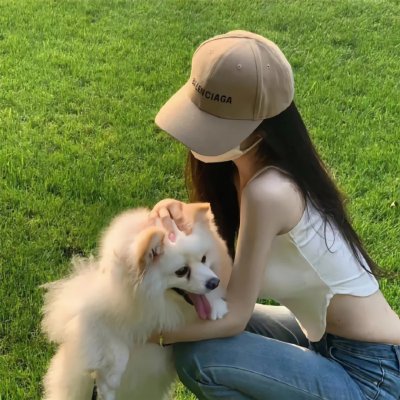 和红色中国人看电视封面